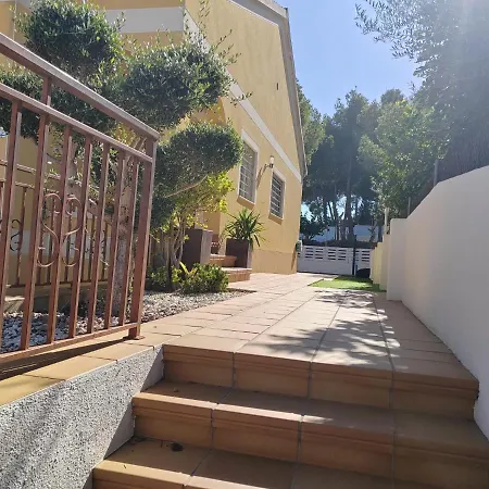 Genis Villa